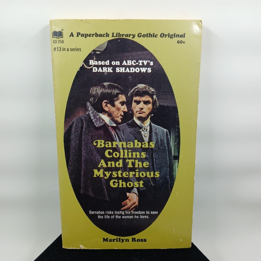 Vintage Barnabas Collins and Mysterious Ghost 1970 Marilyn Ross Dark Shadows‎
